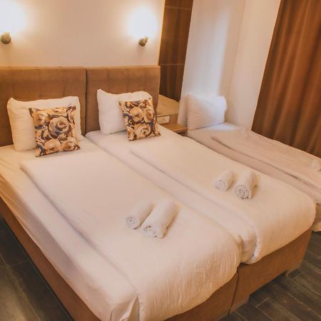 Boulevard Luxury Apartments City Center Охрид Екстериор снимка